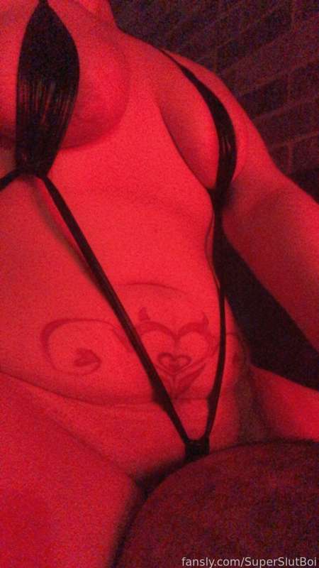 Superslutboi - Fansly - 19 Oct, 2021