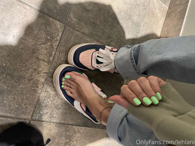 New color 💚😋 I really hope u guys like it 🤗 going home now !.. 6