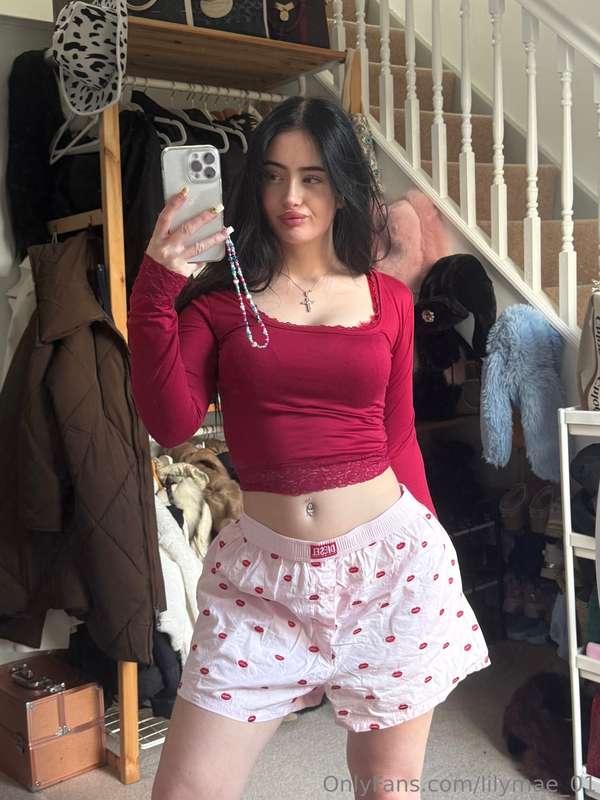 outfit check… 😌 pov: u left ur boxer shorts behind and its a..