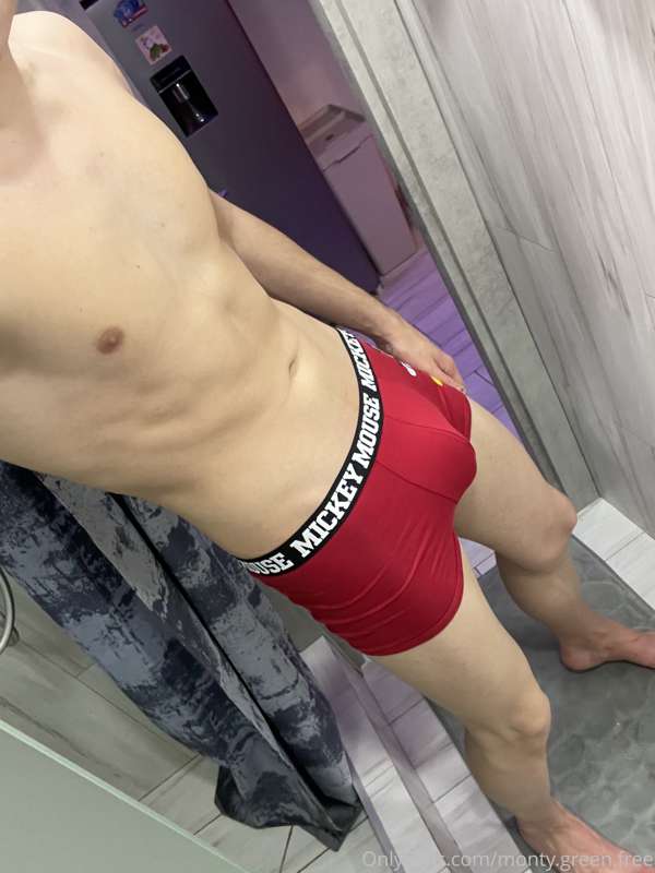 How do you like my red panties with Mickey Mouse? 🥰