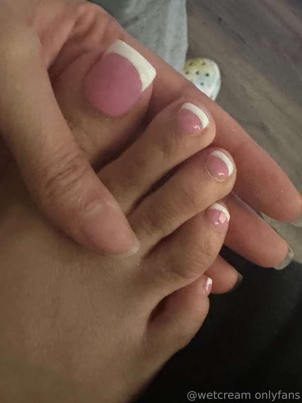 riding dildo & look at my new toes they pretty 💕💦💦🤤 5