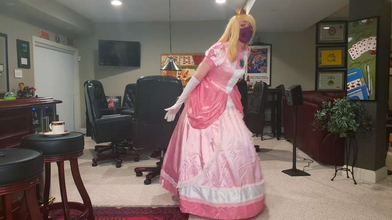 Here's another Classic Peach. This should be Very fun. >:) 18