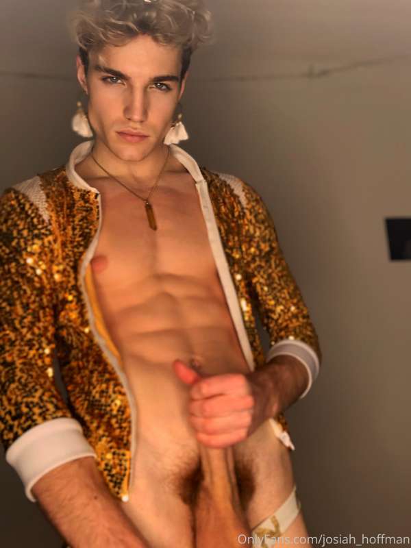 I have a surprise for you 😈⚜️✨😏 11