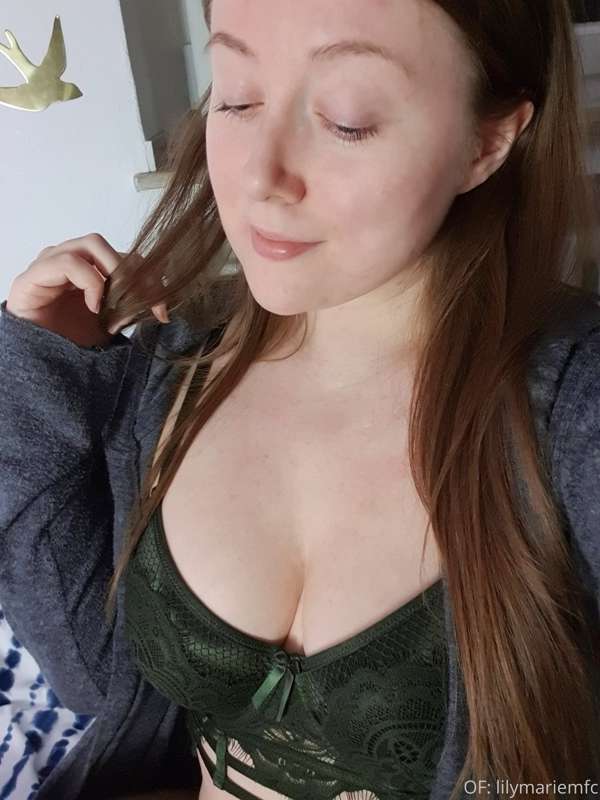 Spend a fall evening with me in my new lingerie that I got f..