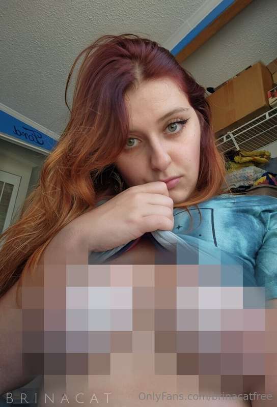 Little selfie for your Sunday 🙊

Includes: face and boobs 2