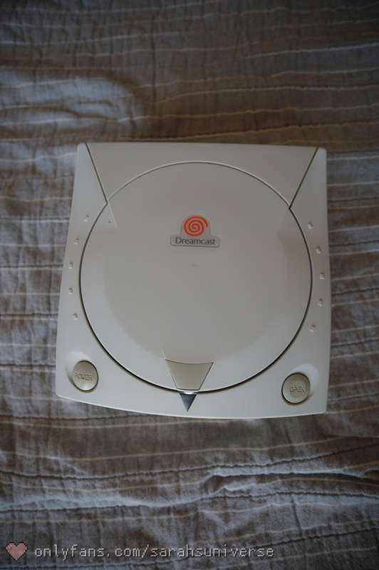I don't know if anyone cares, but I got a new Dreamcast! I n.. 5