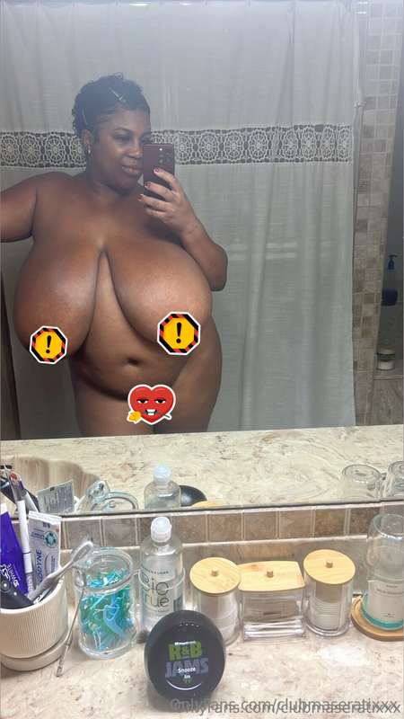 Mirror selfie 🥰