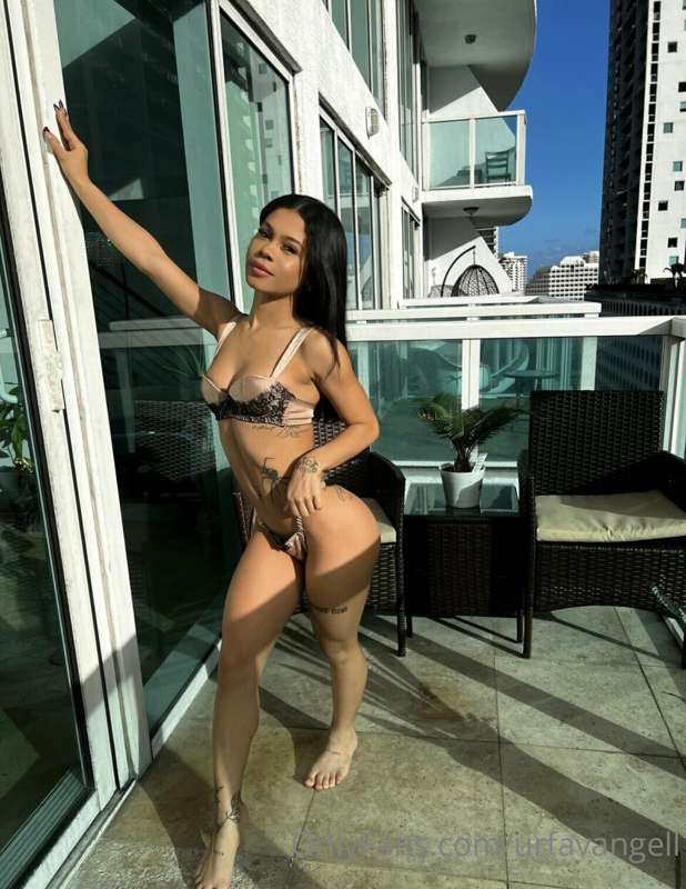 Im going live tn at 12 est 
Tip good so i Can get extra nast..