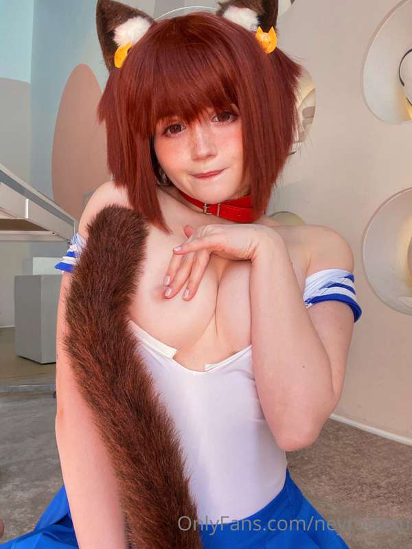 Whee ( ´ ∀ `)ノ～ ♡ That was my very first custom photo shoot ..