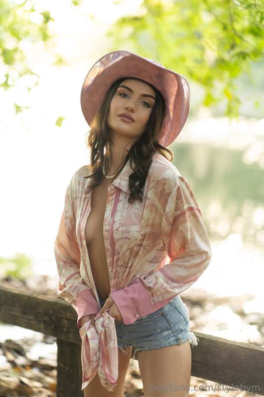 Can you tell pink is my favorite color 🌸💕