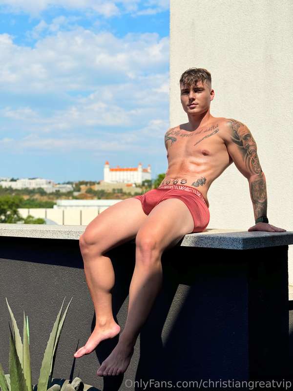 This heat is rising… 🥵🔥 1