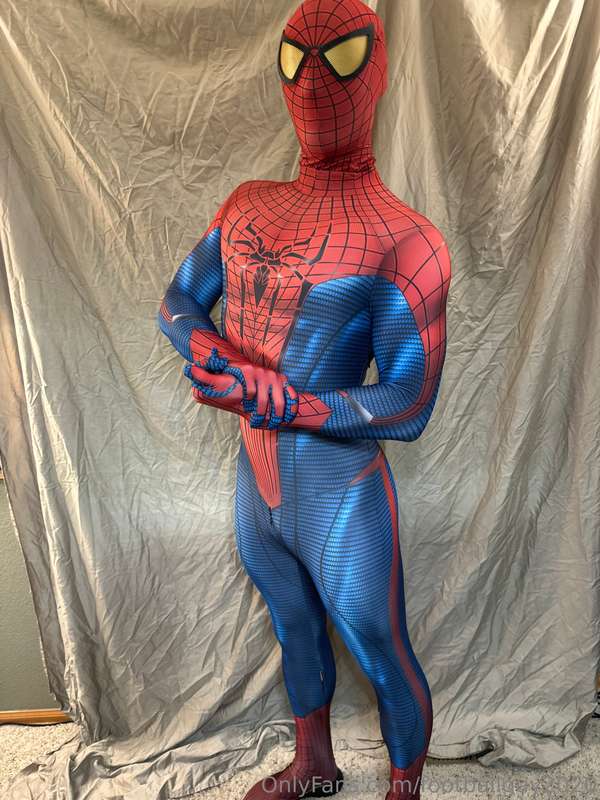 New Spider-Man pics and videos  1