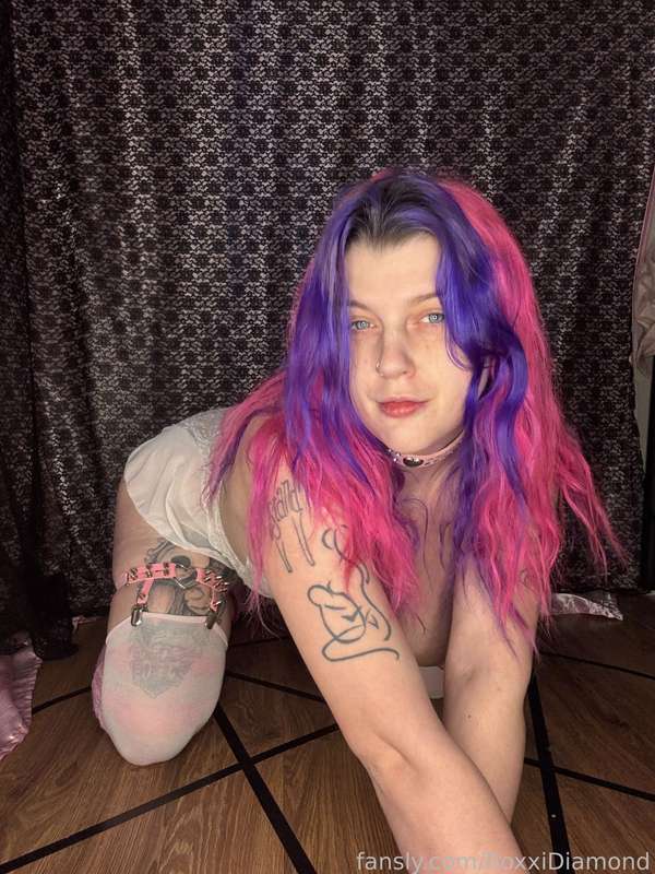 Roxxidiamond - Fansly - 02 Apr, 2025 5