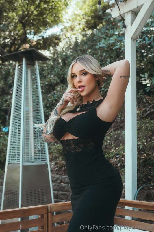 Too irresistible for you 😈