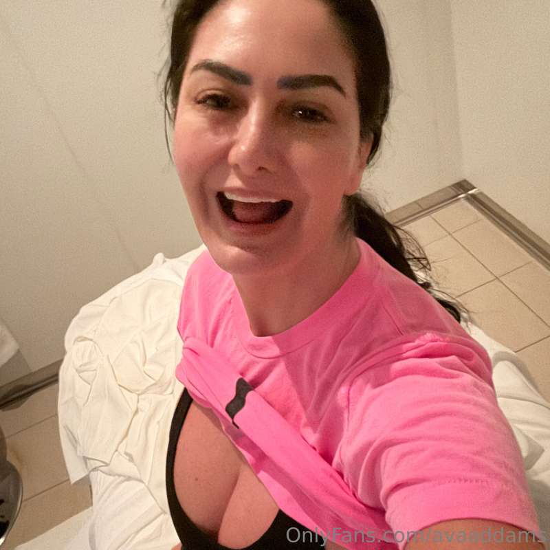 I always find some way to sneak pics for you at the spa. 😜 2