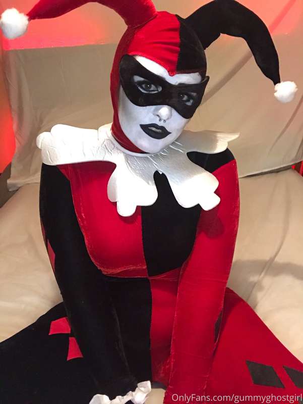 Like what you see Puddin’? ❤️🖤 17