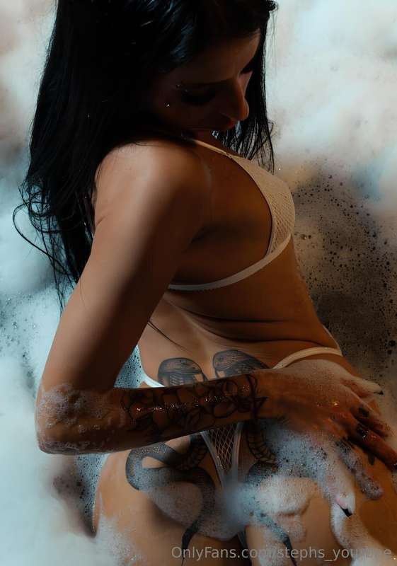 🔥Mikaela — fit, fearless, and irresistibly hot!🔥Into strong,.. 1