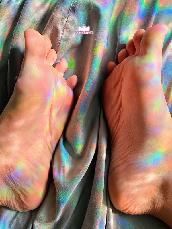 Foot photos! All of these are pics of the feets for the feet.. 8