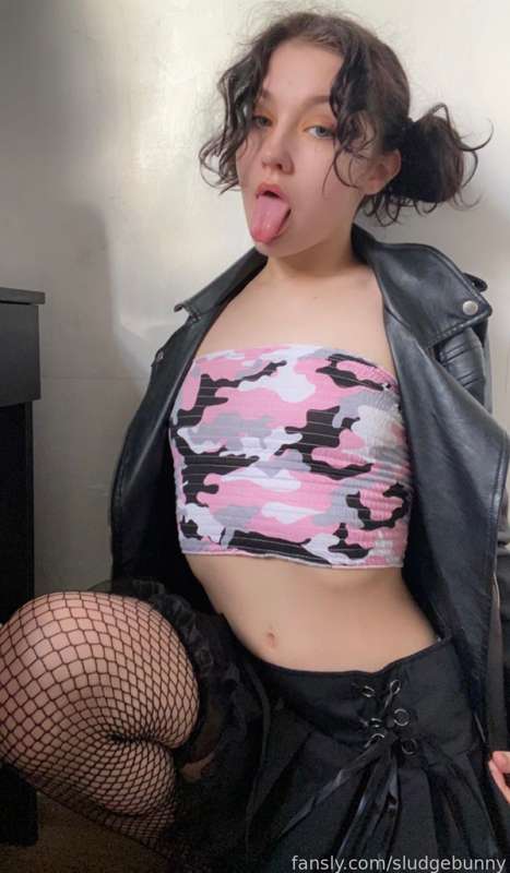 Sludgebunny - Fansly - 08 Nov, 2022 1