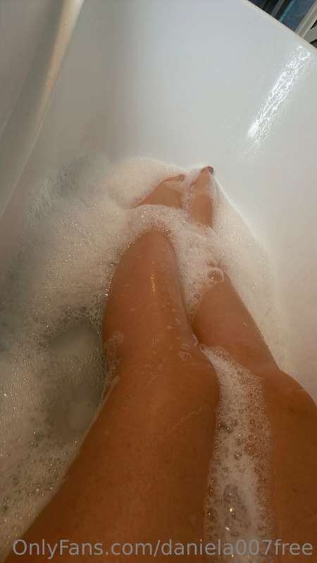 https://onlyfans.com/daniela_007