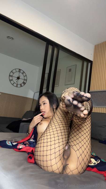 I love being fucked :) and I will be more happy if you cum i.. 35