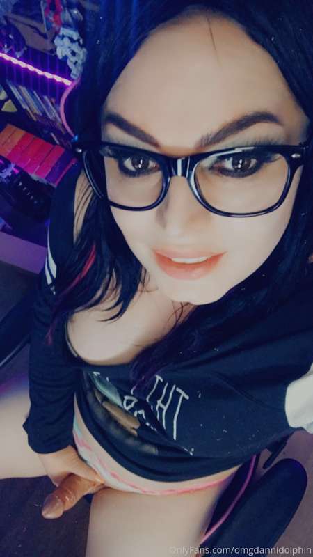 🤓 Nerdy Girl Cock on Display 💋🐔