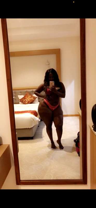 If you go to your messages and unlock one of my videos, it d.. 1
