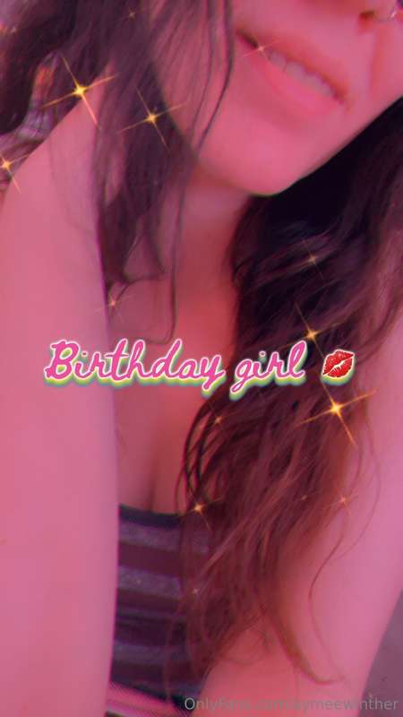 It’s my birthday today, any tip is much appreciated 😍😘 Tip o..