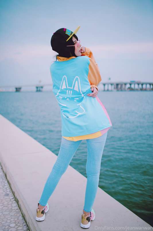 Here a full set from an apparel shoot I did for Apariart ♡ 9
