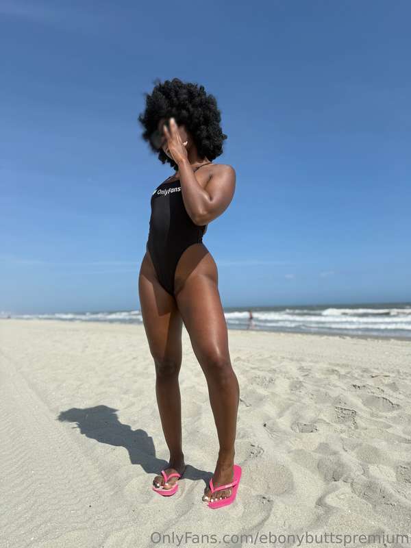 Being wild and free on the beach 😉 5