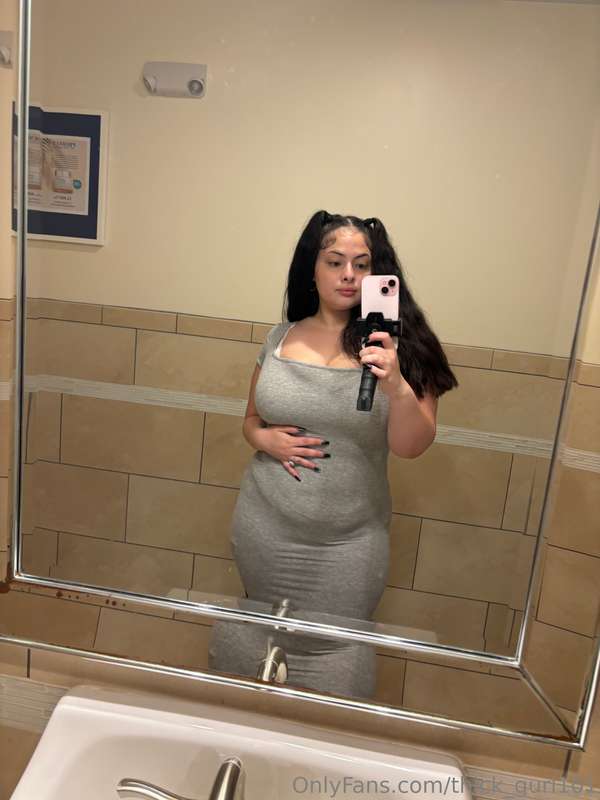 Thick_Gurl101 - Onlyfans - 10 Aug, 2024 15