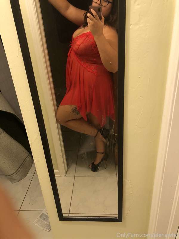 Love this number and those shoes!