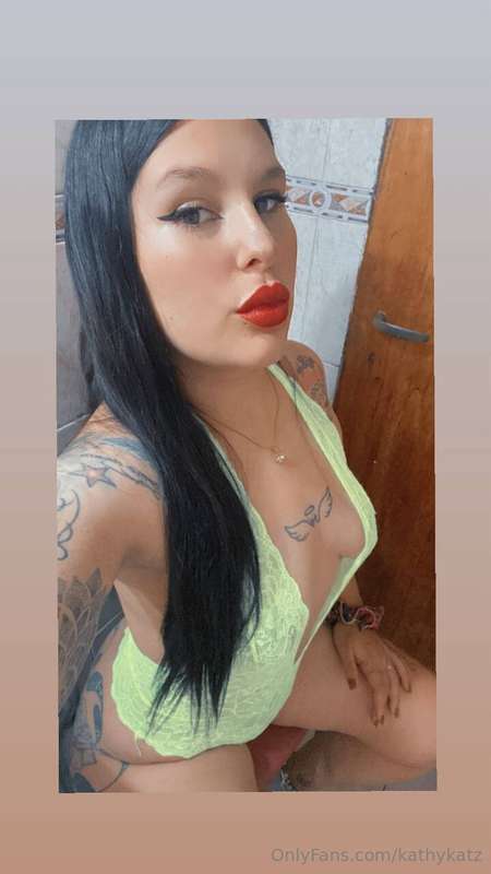 Hello my love, my name is Cata, I am a creator of content an..