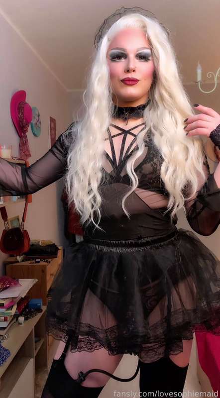 Lovesophiemaid - Fansly - 11 Dec, 2023