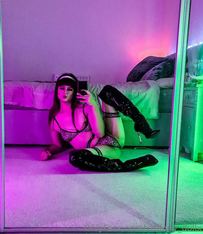 TGIF peeps! Hope you enjoy more from my trippy little set I .. 13