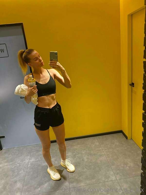 I honestly love going to the gym💪 it relaxes me from work an..