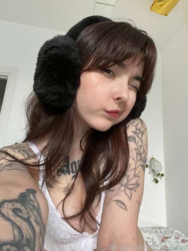 Bambi_Baby - Fansly - 14 Apr, 2023 2