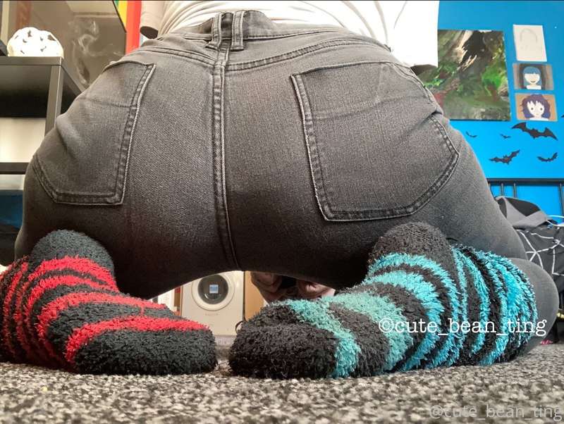 Little butt in jeans and fluffy socks 🥺 1