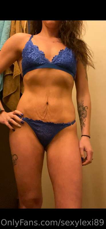 😘🔥🥵🥀  Good morning and happy Sunday 1