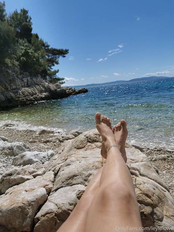 I forgot my bikinis... No problem 😉 1