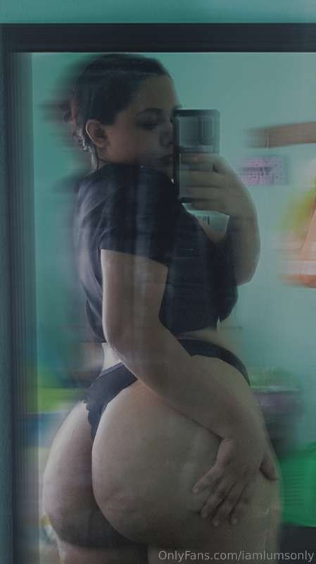 Iamlumsonly - Onlyfans - 2025-03-07T01:31:07