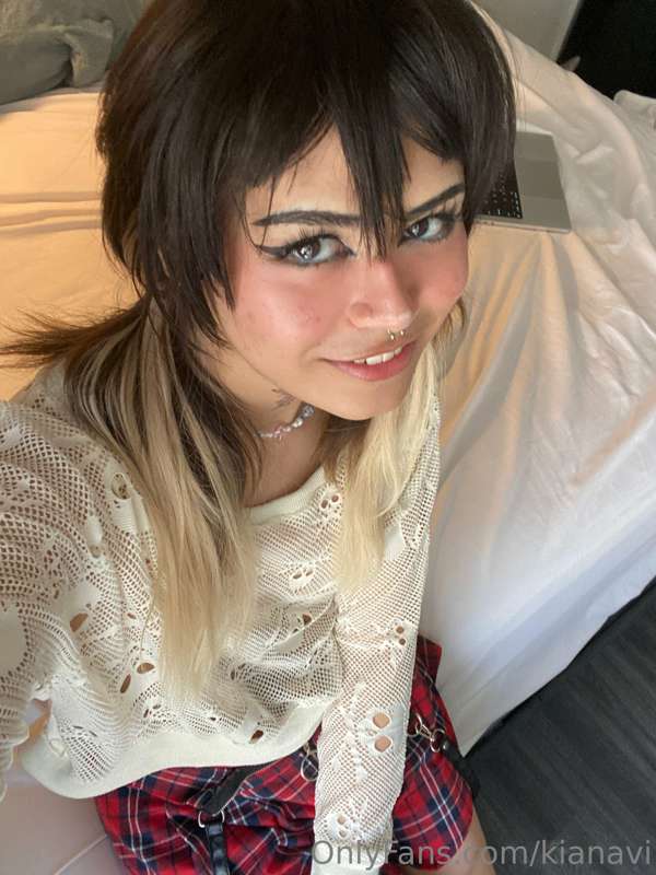 Photodump!!!
I had this dream last night where I was in a pr.. 25