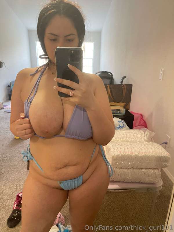 Thick_Gurl101 - Onlyfans - 03 Dec, 2023