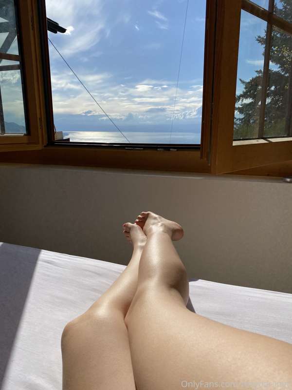 Giving little toes some sun 🌞