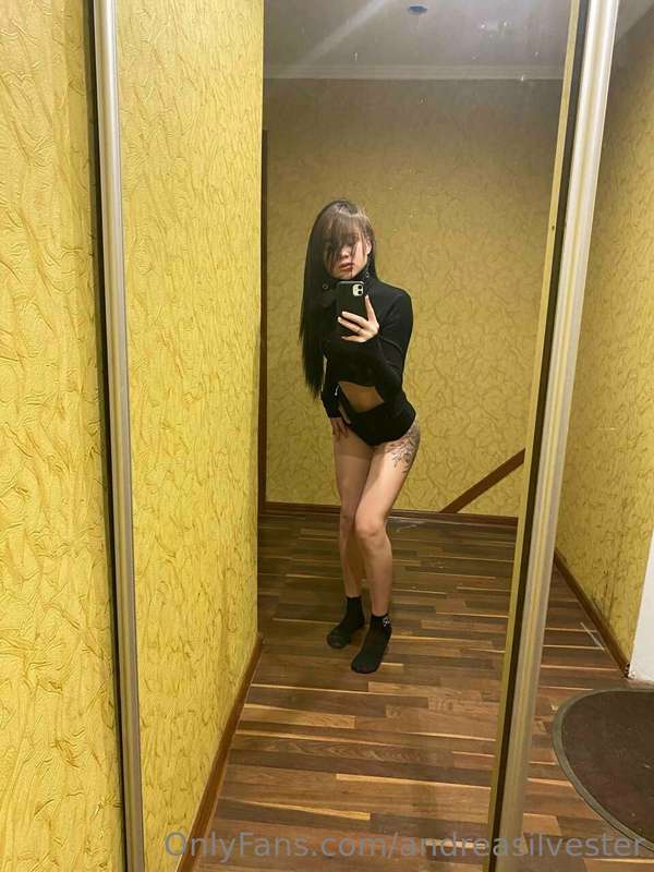 Did you like my gym outfit,babes😘