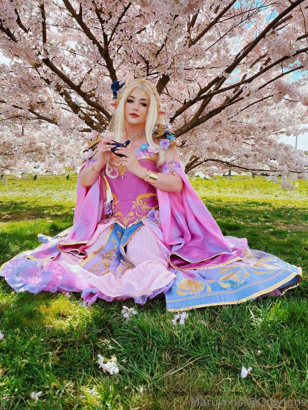 Pink ZeldaCosplay + lingerie lewds for my April Patreon supp.. 1