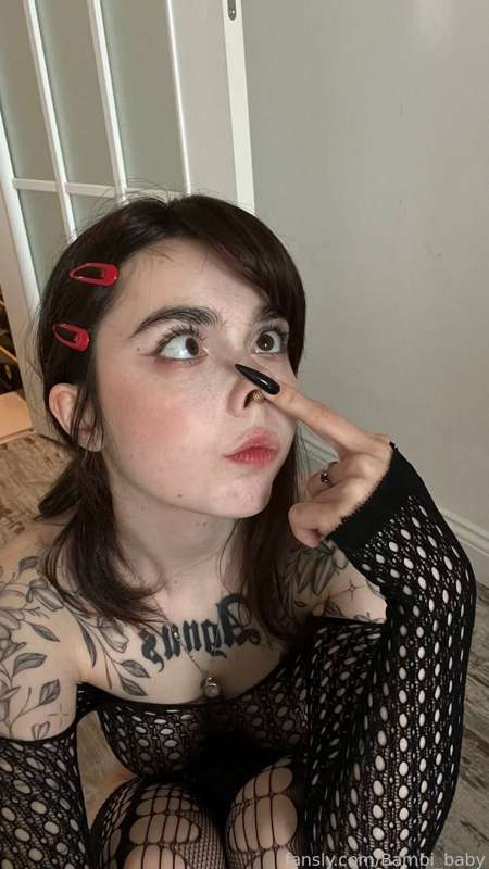 Bambi_Baby - Fansly - 17 May, 2023 1