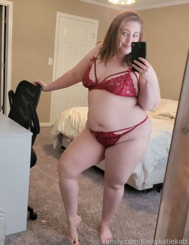 Kinkykatiekatt - Fansly - 26 Apr, 2022 2