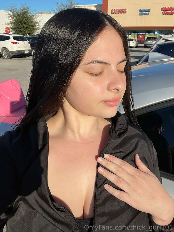 Thick_Gurl101 - Onlyfans - 18 Oct, 2023