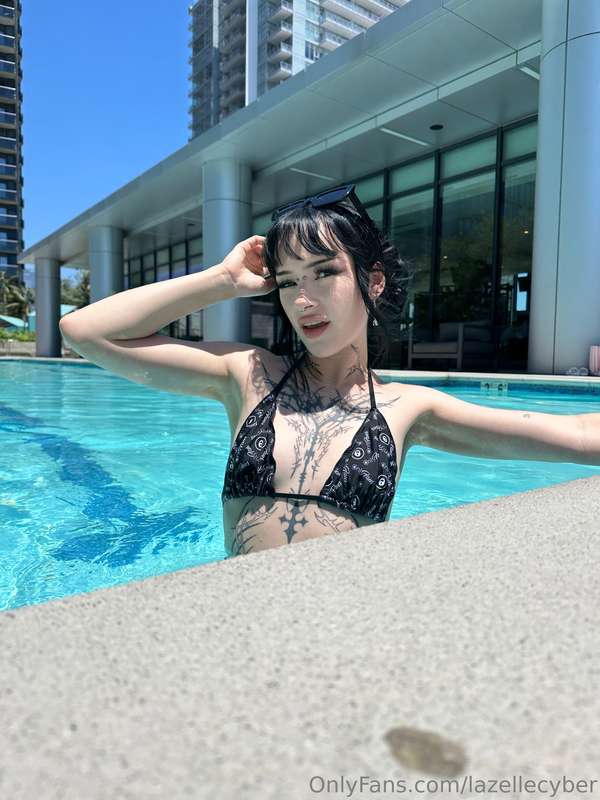 Want to play with me in the water?